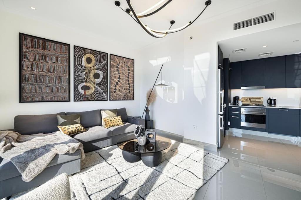 52nd Floor Unique 1 Bedroom * Dubai